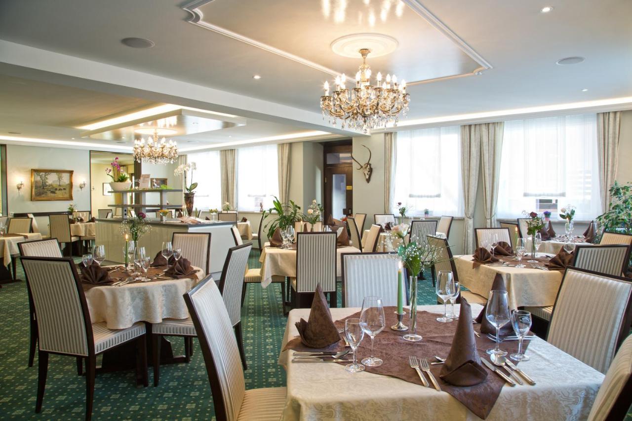 Hotel Jaegerhof Staatsbad Brückenau Екстериор снимка