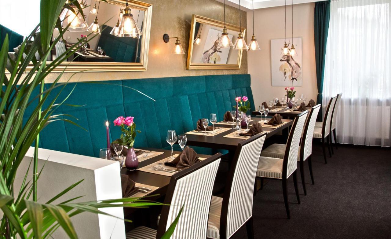 Hotel Jaegerhof Staatsbad Brückenau Екстериор снимка