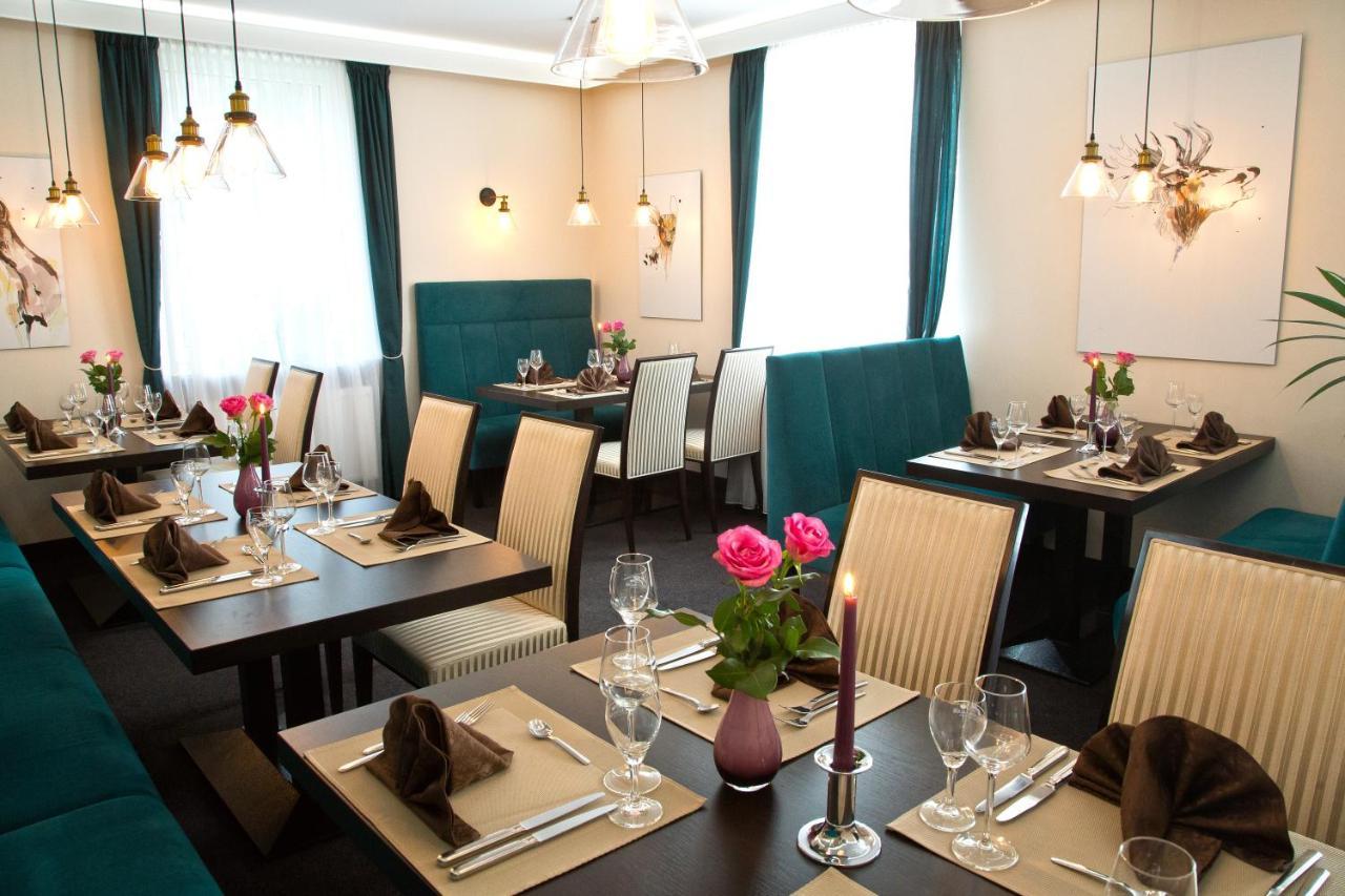 Hotel Jaegerhof Staatsbad Brückenau Екстериор снимка