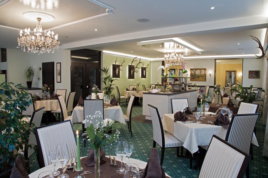 Hotel Jaegerhof Staatsbad Brückenau Екстериор снимка