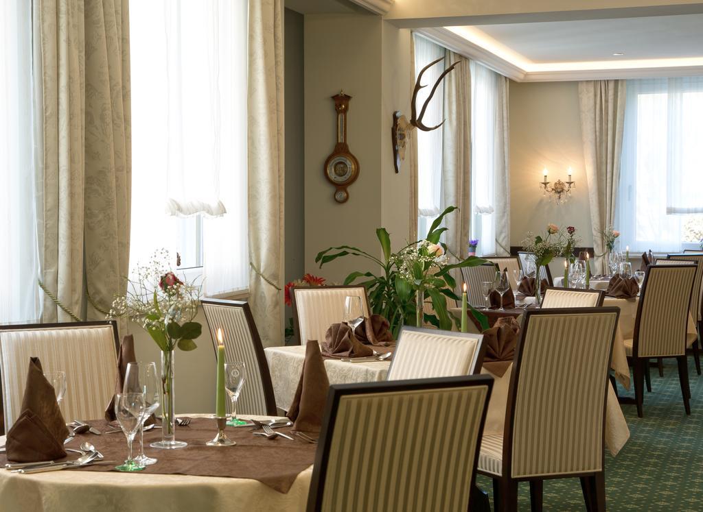 Hotel Jaegerhof Staatsbad Brückenau Екстериор снимка