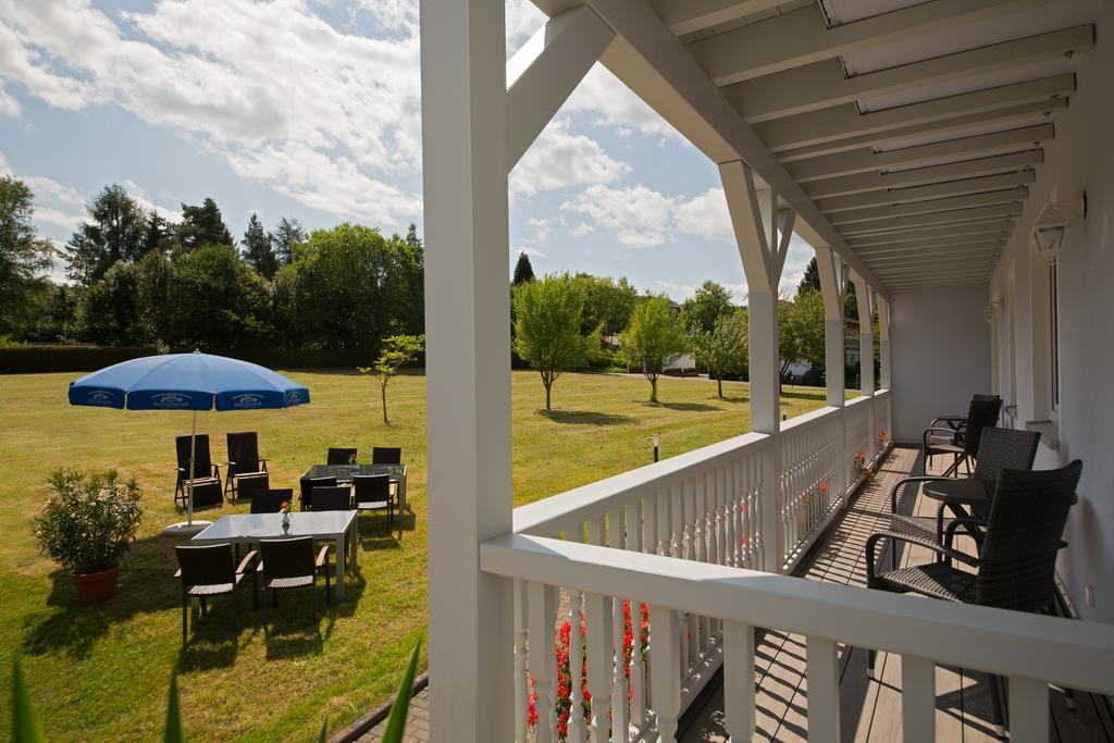 Hotel Jaegerhof Staatsbad Brückenau Екстериор снимка